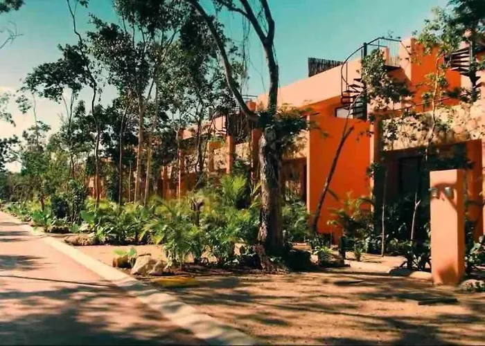 Luxury House With 2 Pools , 3 Bds,Jungle Style Tulum