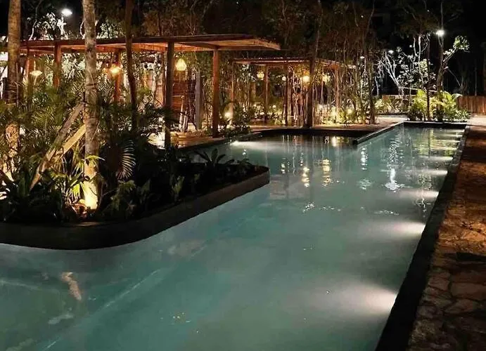 Luxury House With 2 Pools , 3 Bds,Jungle Style Tulum